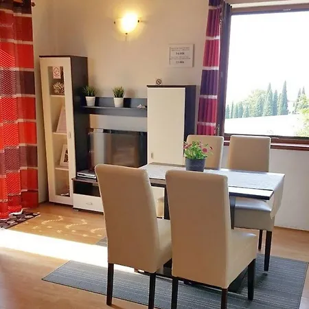 Danijel Apartamento